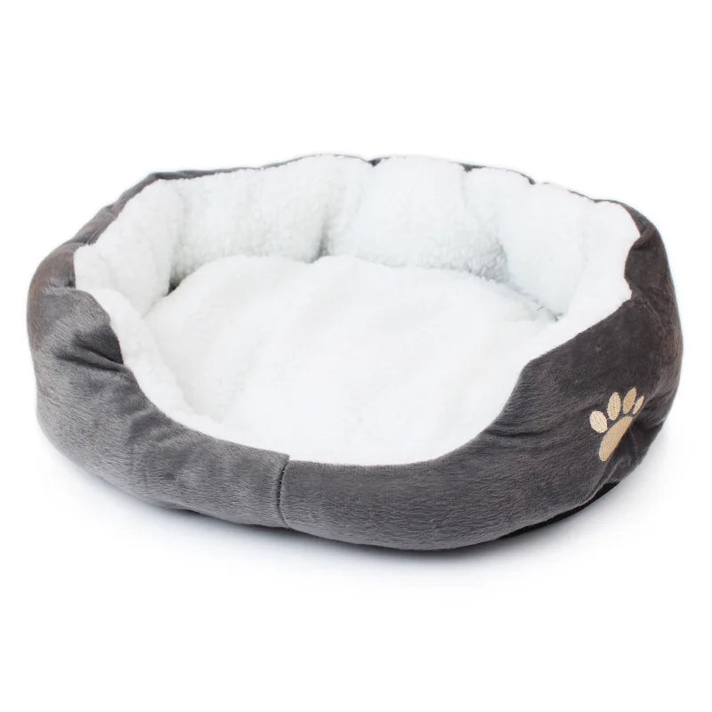 Plush Sherpa Dog Bed — Cozy Bear Design Pet Bed for Small & Large Dogs