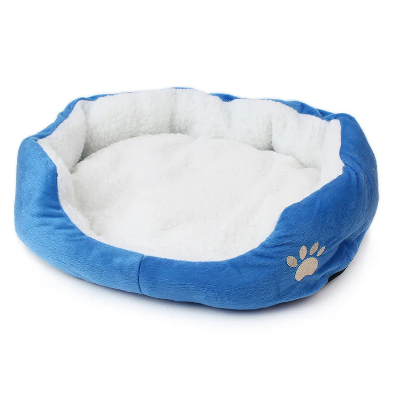 Plush Sherpa Dog Bed — Cozy Bear Design Pet Bed for Small & Large Dogs