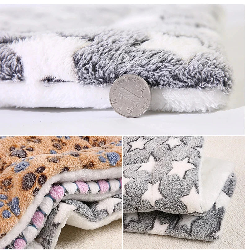 Flannel Pet Sleeping Mat & Dog Bed — Soft Plaid Cushion for Dogs & Cats