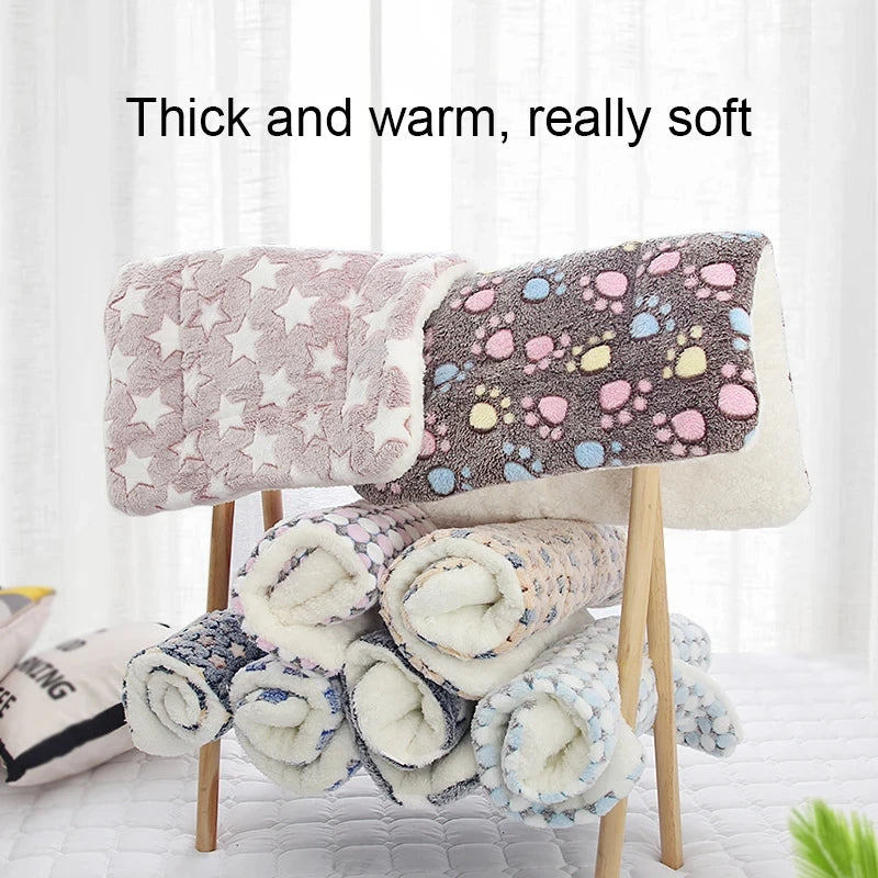 Flannel Pet Sleeping Mat & Dog Bed — Soft Plaid Cushion for Dogs & Cats