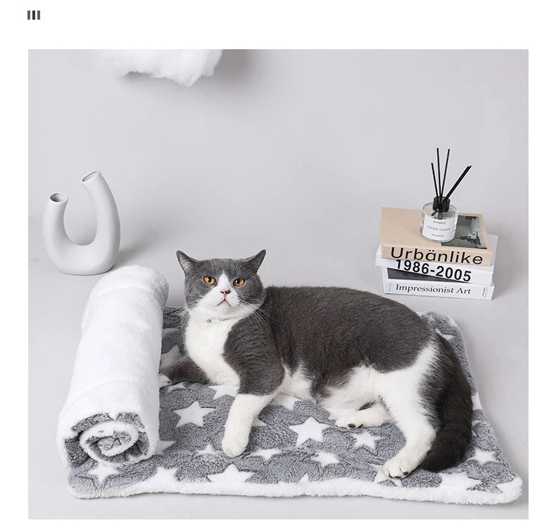 Flannel Pet Sleeping Mat & Dog Bed — Soft Plaid Cushion for Dogs & Cats