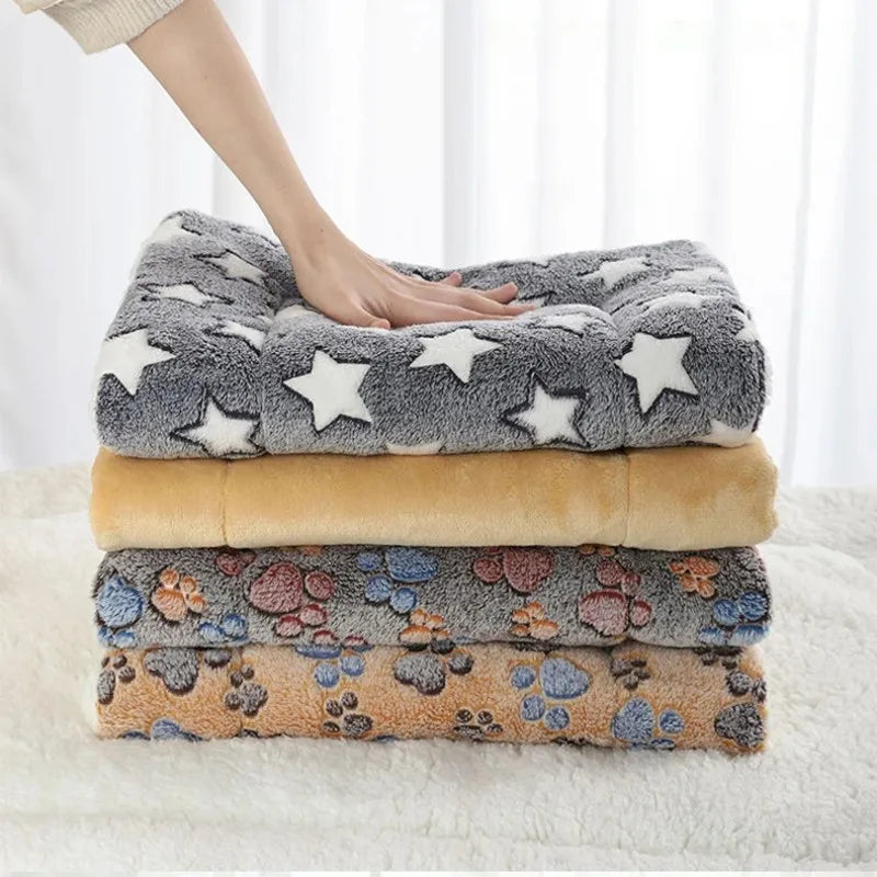 Flannel Pet Sleeping Mat & Dog Bed — Soft Plaid Cushion for Dogs & Cats